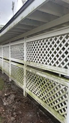 Before: Lattice skirting
